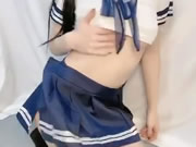 jk美乳少女發騷自拍